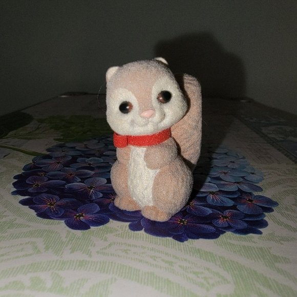 Hallmark Merry Miniature Gentle Pal Squirrel 1992 - Picture 7 of 7